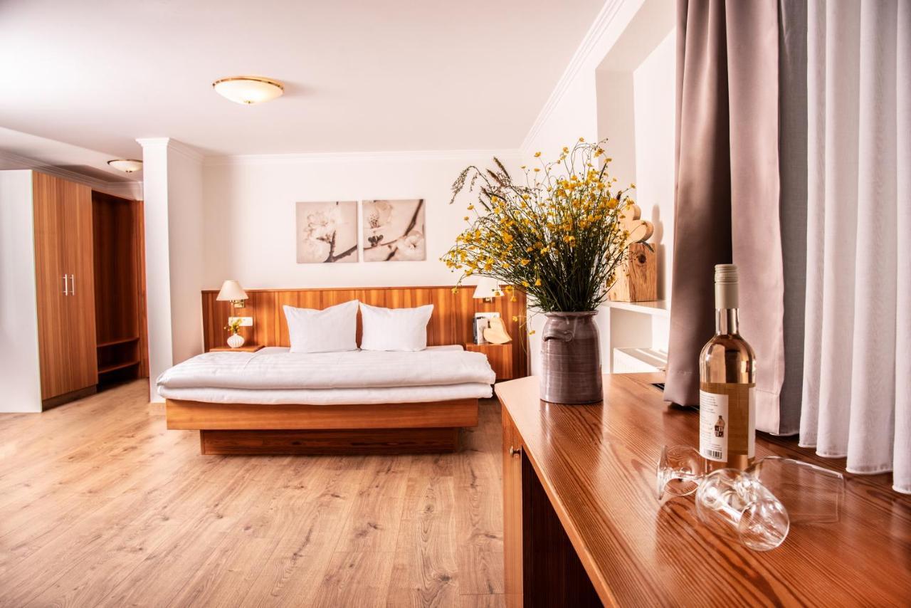 Anetseder Landhotel & Lofts Thyrnau Esterno foto